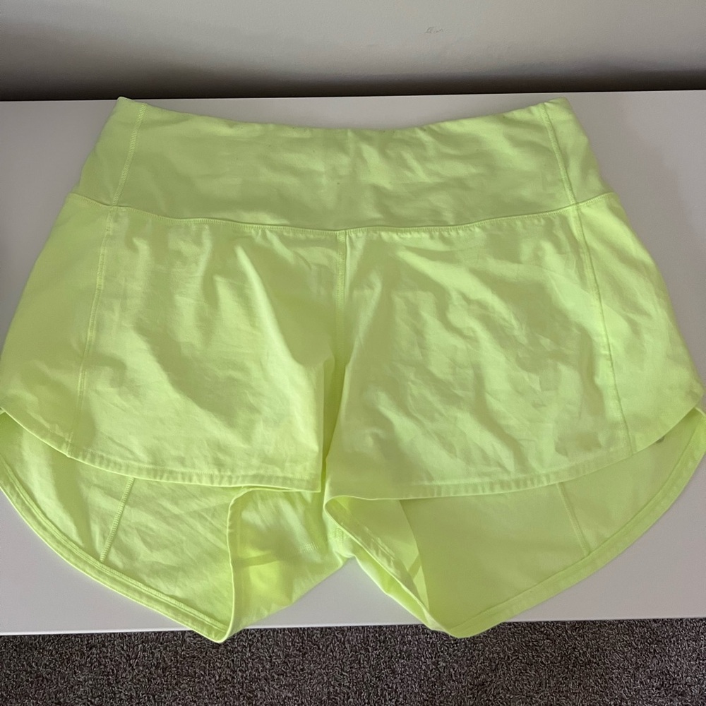 lululemon high rise speed up shorts 4” inch
